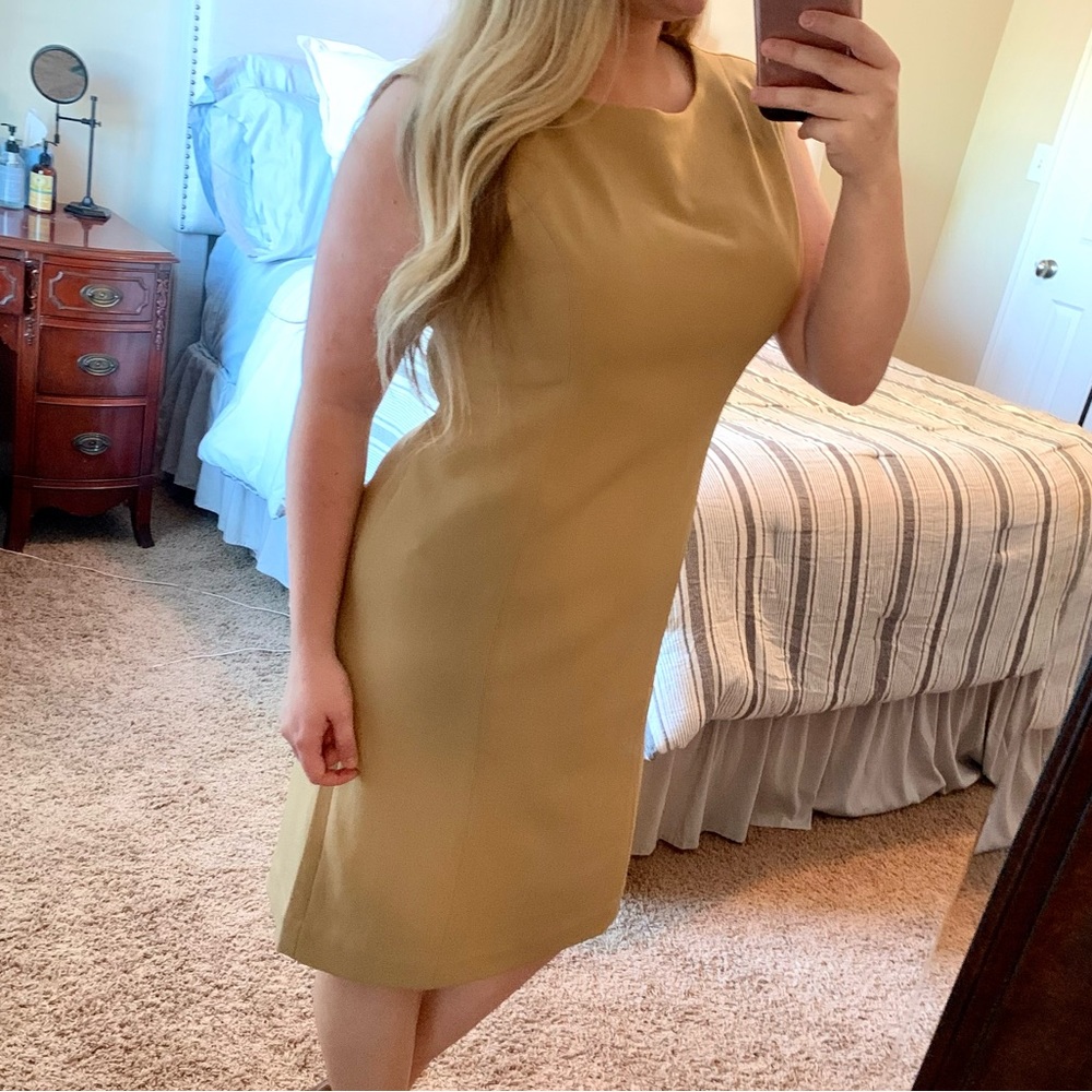 Exclusively for Mary Kay by Twinhill Camel Sleeveless MidLength Sheath Dress 12P
